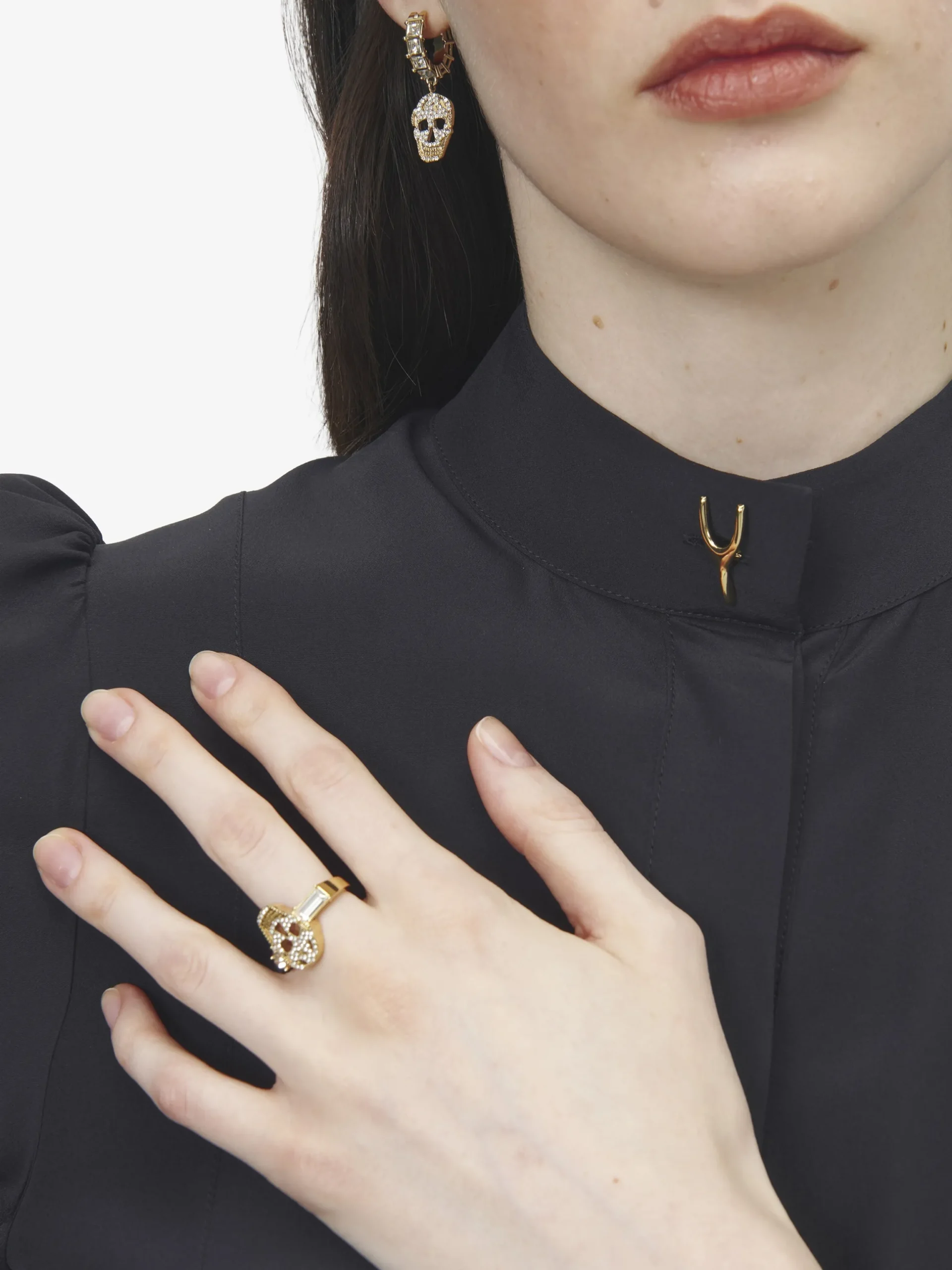 Anello Skull con pavé da Donna in Finitura oro pallido