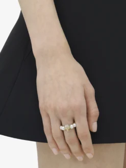 Anello Skull con perla da Donna in Finitura oro pallido