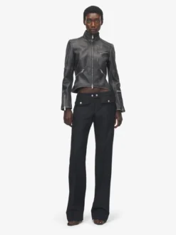 Giacca corta in pelle spazzolata da Donna in Nero