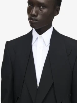 Giacca monopetto con revers capovolti da Uomo in Nero