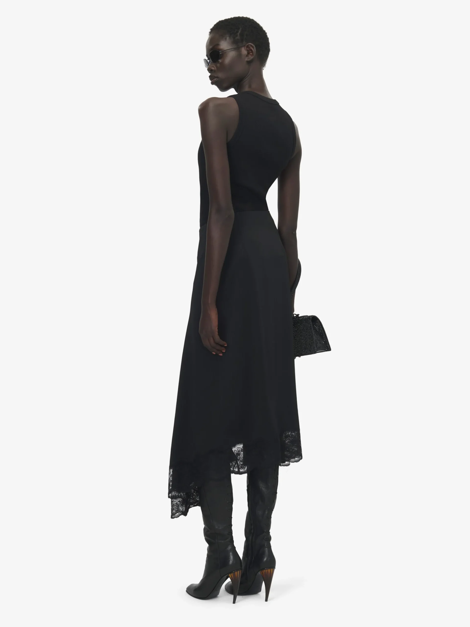 Gonna midi asimmetrica con orlo in pizzo da Donna in Nero